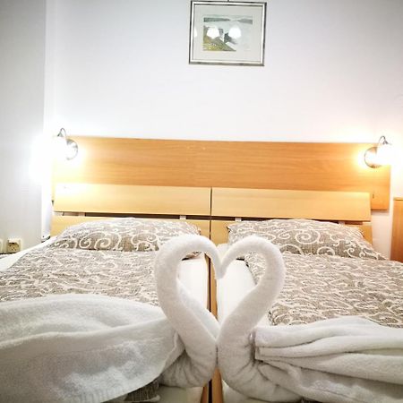 Rooms Aracic Slavonski Brod Bagian luar foto